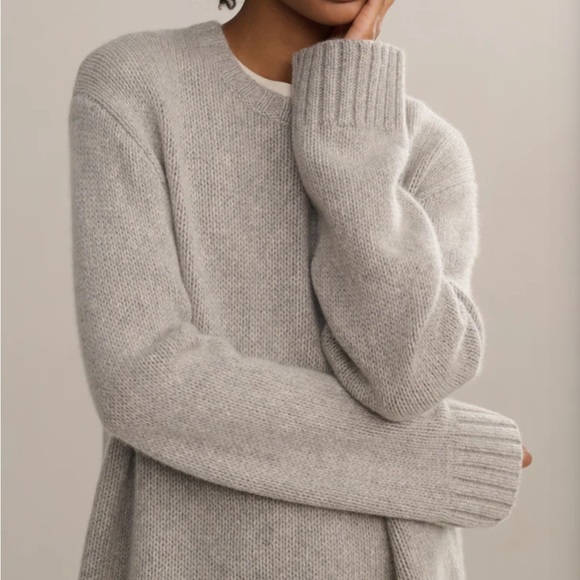 Jenni Kayne Amelia 100% Cashmere Crewneck in Grey